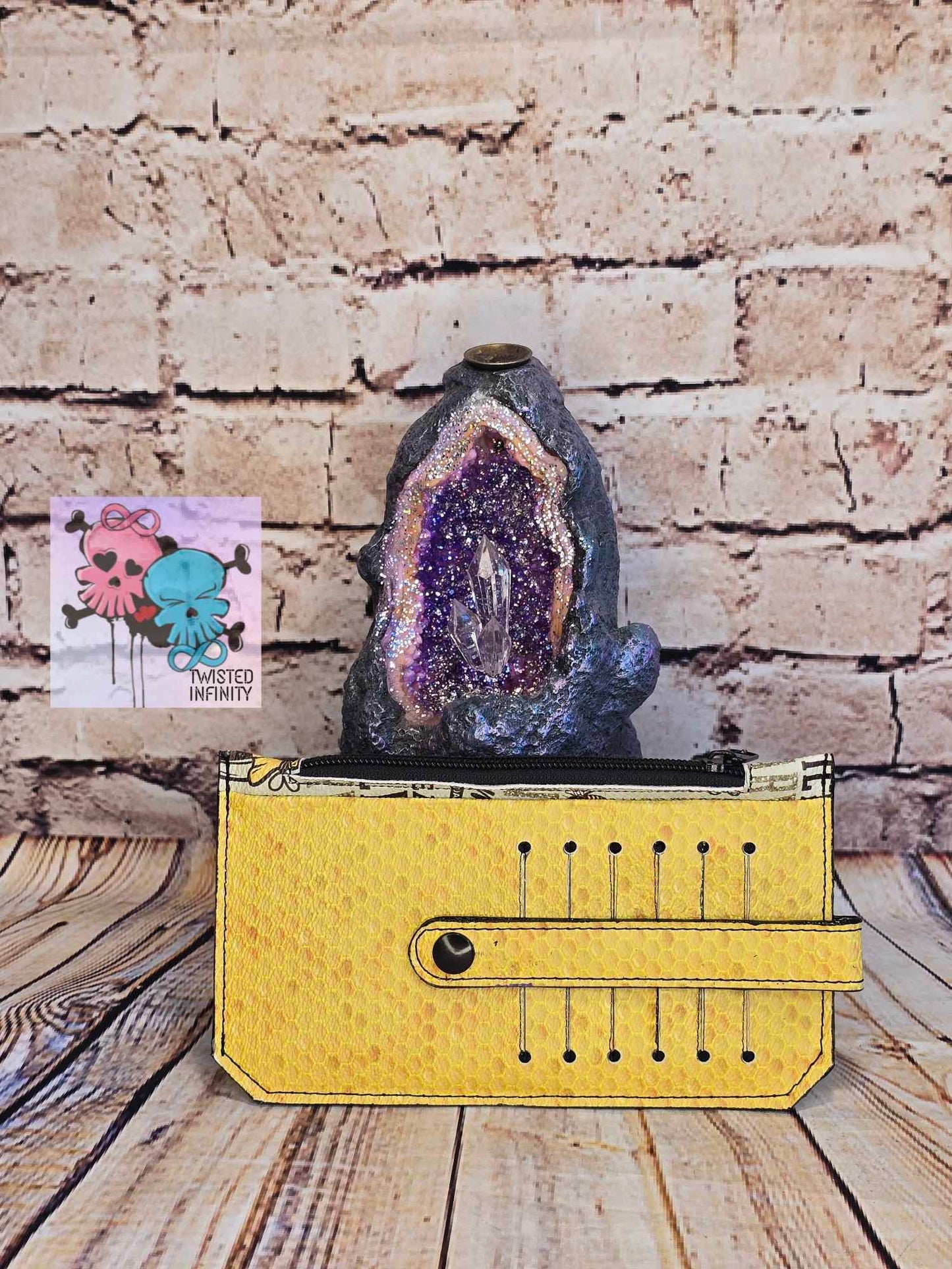 Slimline Vegan Leather Wallet- Honey Bee